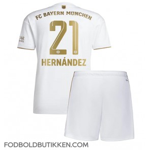 Bayern Munich Lucas Hernandez #21 Udebanetrøje Børn 2022-23 Kortærmet (+ Korte bukser)